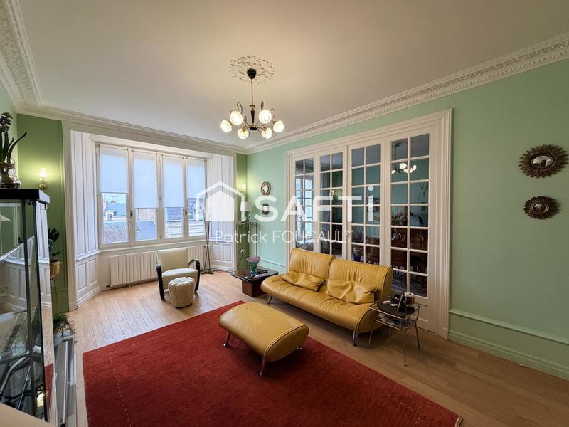 Appartement - 166 m² - 6 pièces