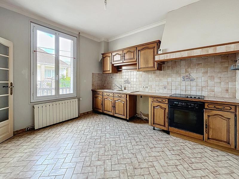 Maison - 98 m² - 6 pièces