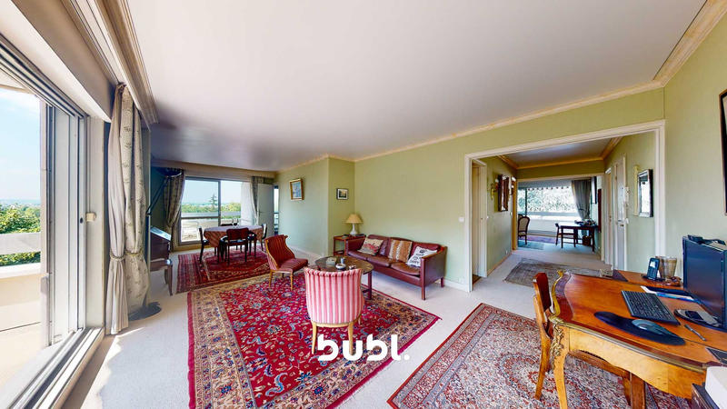 Appartement - 116 m² - 6 pièces