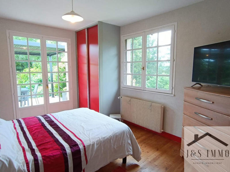 Maison - 158 m² - 7 pièces