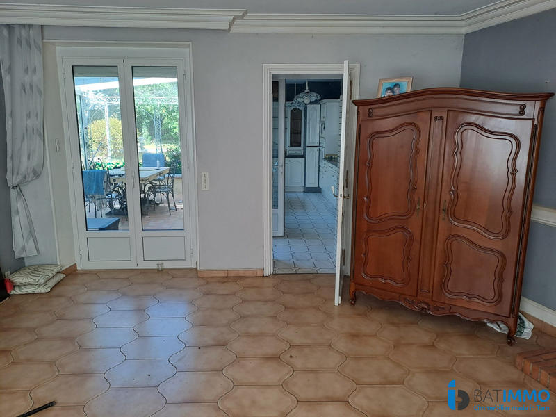 Maison - 200 m² - 10 pièces