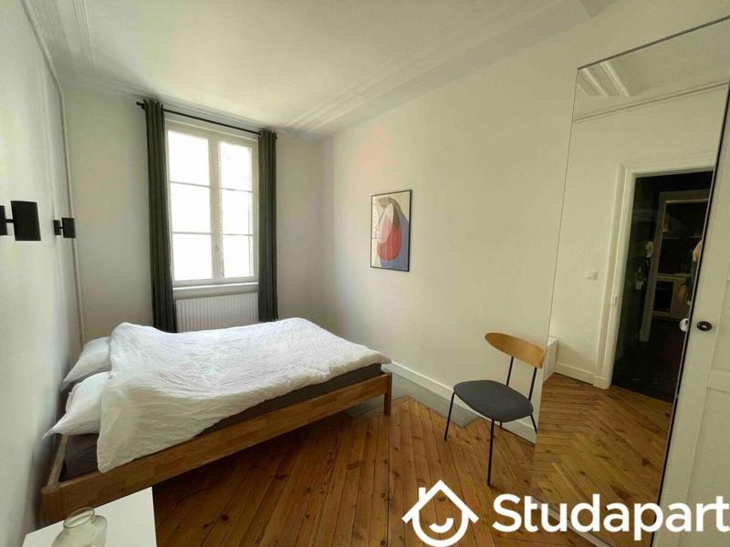 Chambre - 15 m² - 1 pièce
