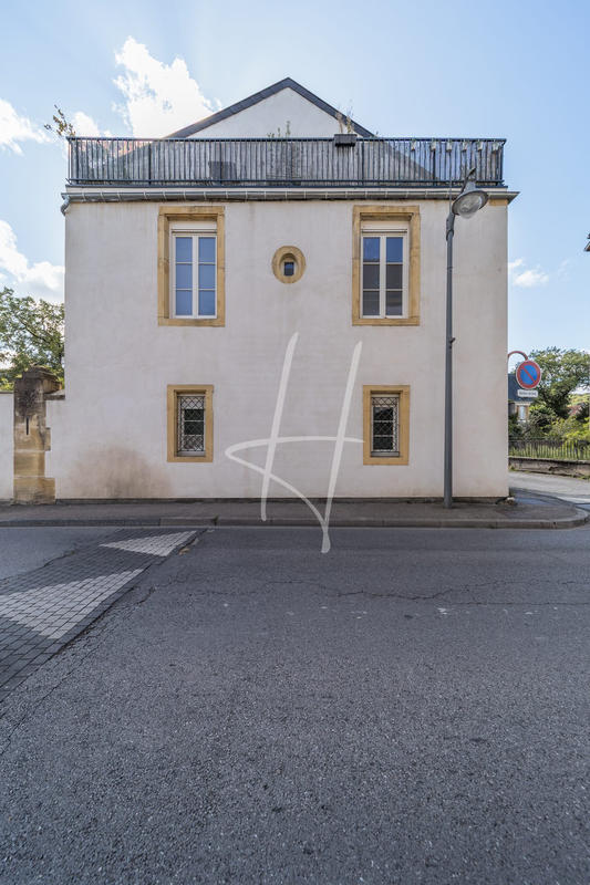 Appartement - 97 m² - 5 pièces