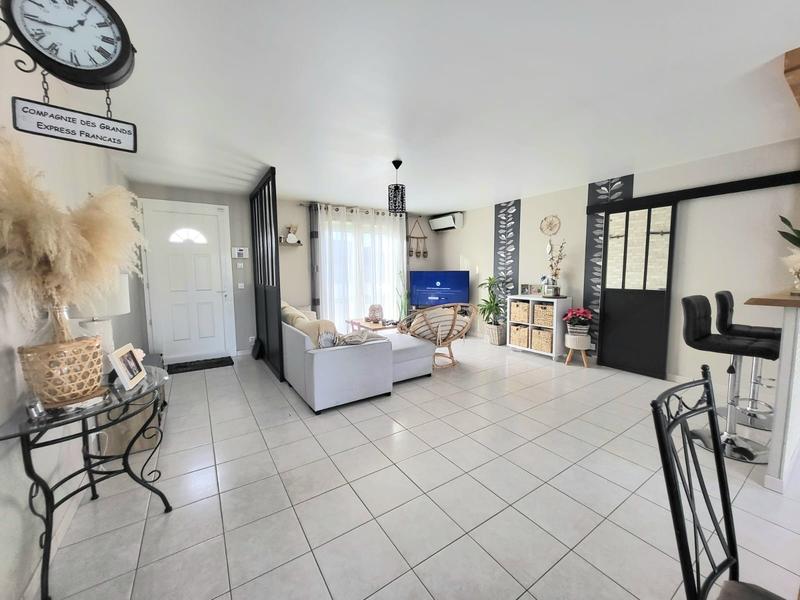 Maison - 113 m² - 5 pièces