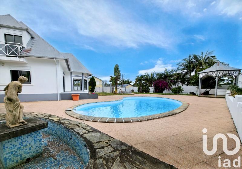 Maison - 180 m² - 5 pièces