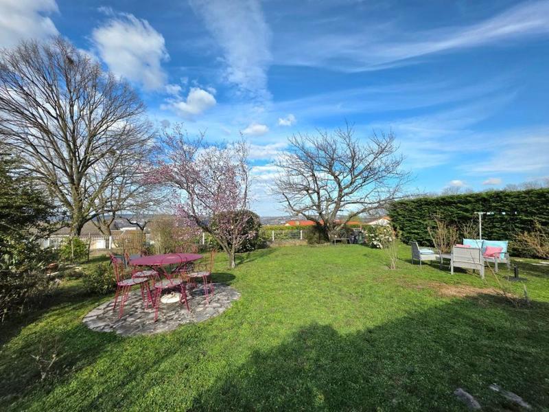 Maison - 87 m² - 4 pièces