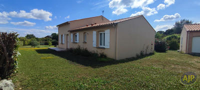 Maison - 110 m² - 5 pièces