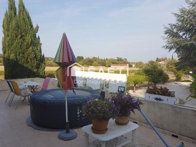 Maison - 230 m² - 7 pièces