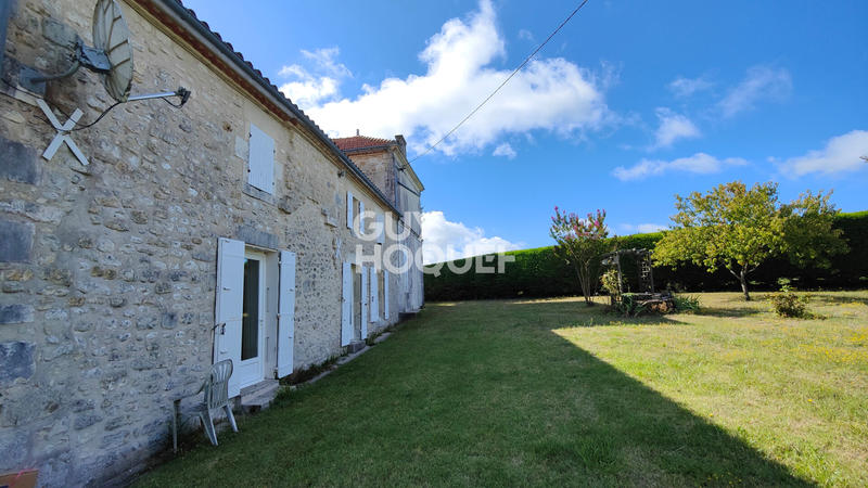 Demeure - 293 m² - 10 pièces