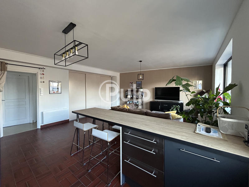 Appartement - 86 m² - 4 pièces