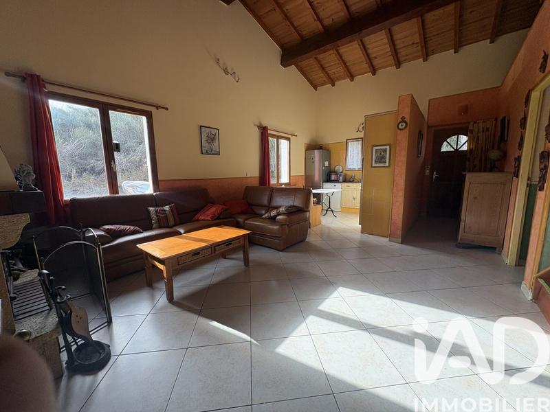 Maison - 120 m² - 5 pièces