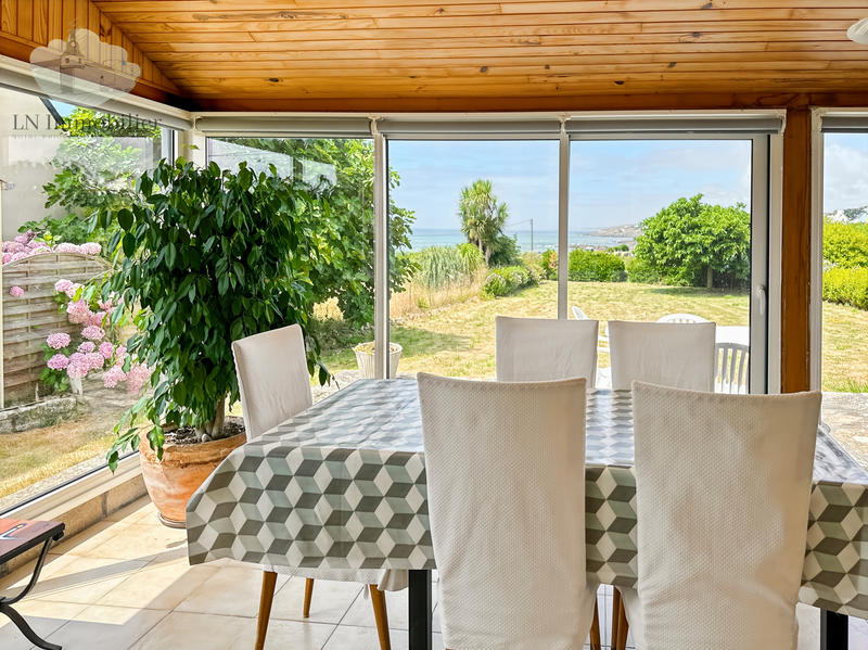 Maison - 111 m² - 5 pièces