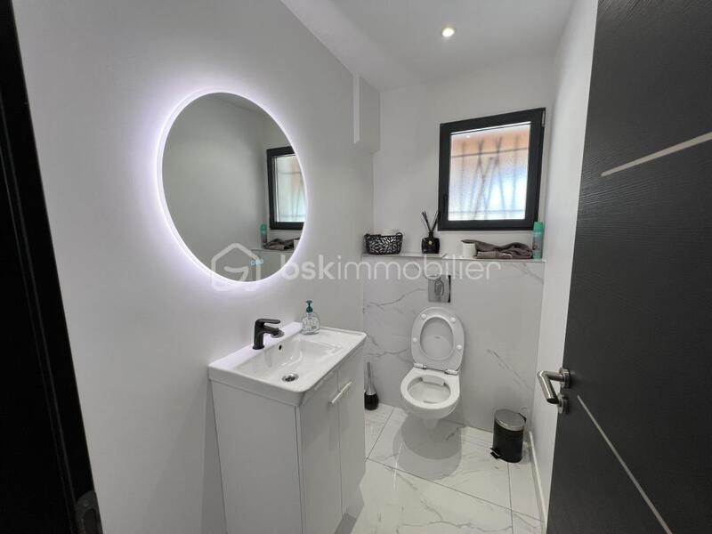 Villa - 142 m² - 4 pièces