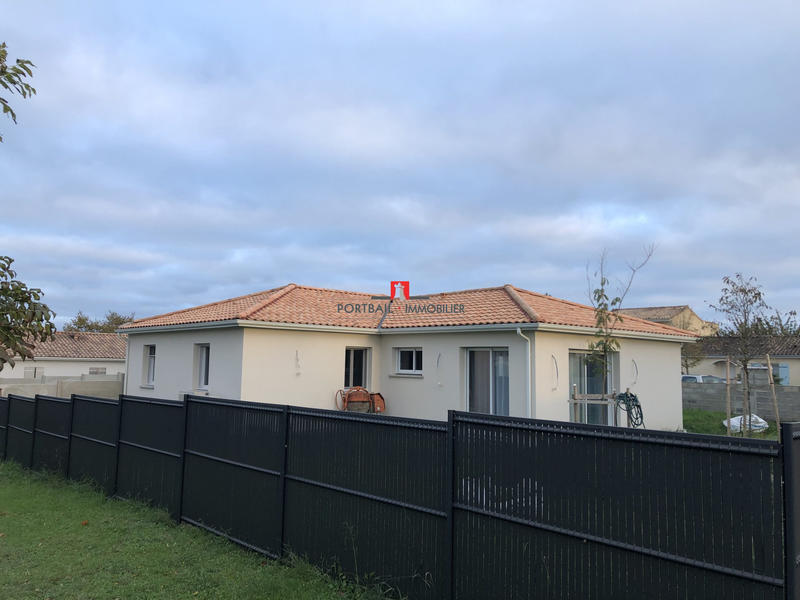 Maison - 100 m² - 4 pièces