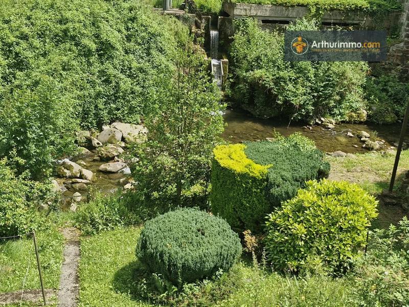 Maison - 137 m² - 6 pièces