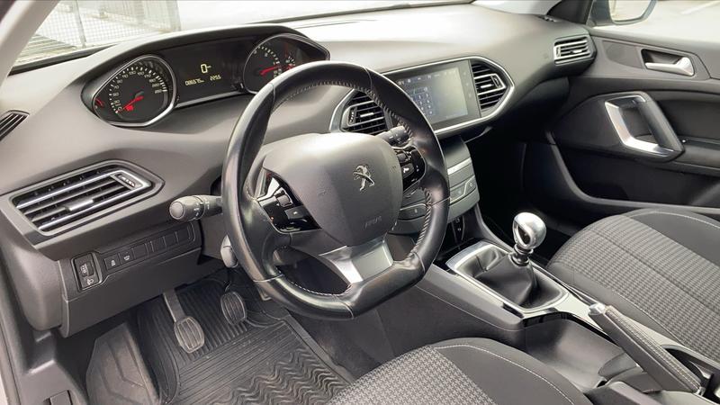 Peugeot 308 II 1.6 BlueHDi 120 Style - 5 places