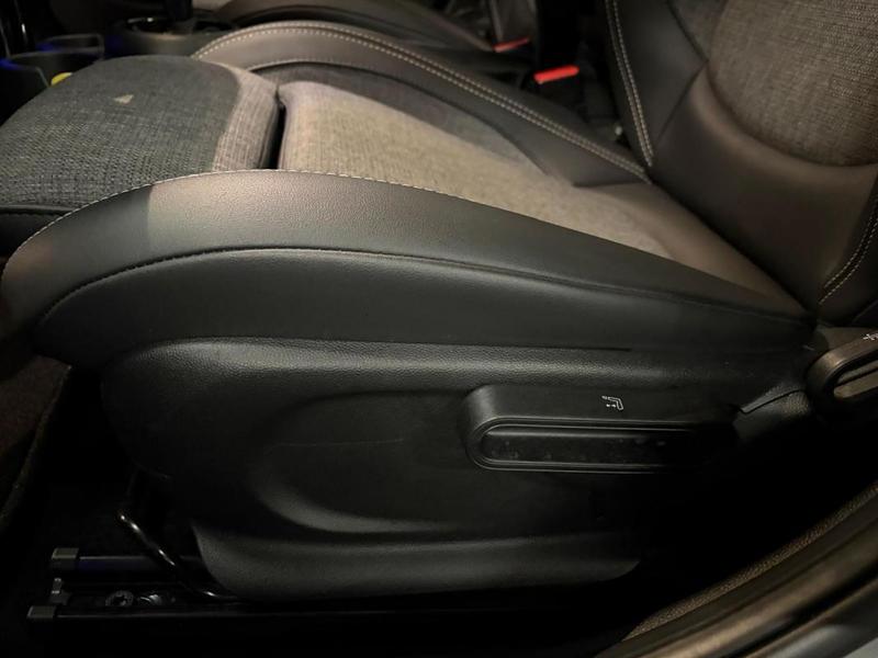 Mini 5 portes Hatch F55 Lci II Cooper 136 ch Dkg7 Edition Premium Plus