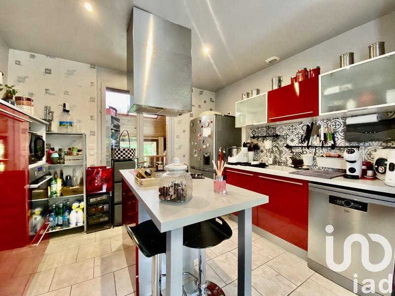 Maison - 121 m² - 5 pièces