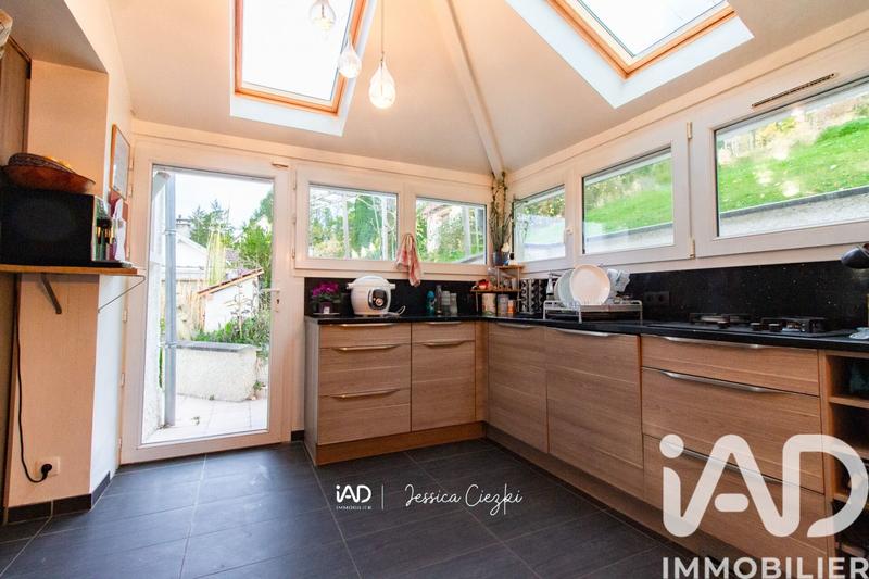 Maison - 85 m² - 5 pièces