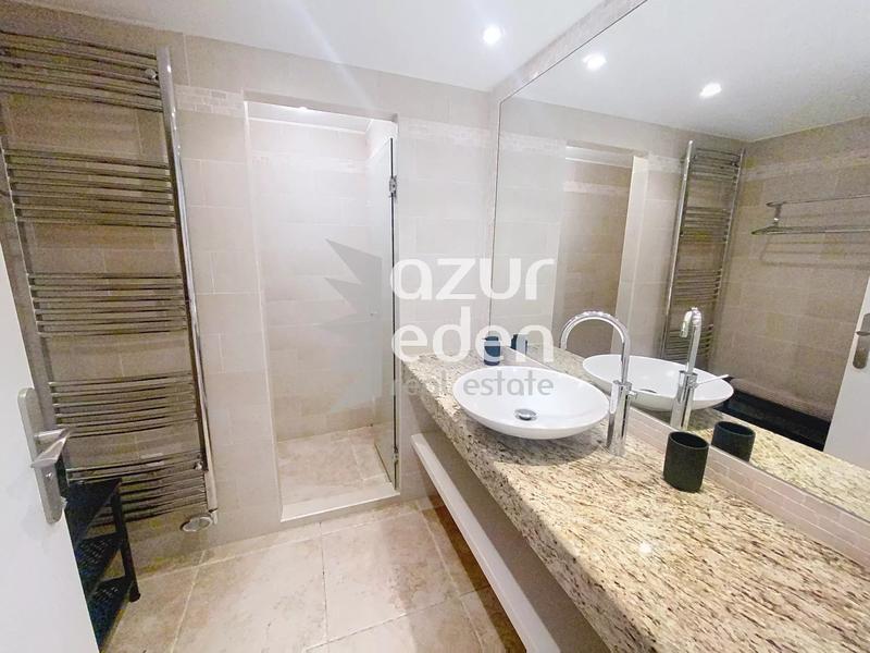 Appartement - 86 m² - 3 pièces