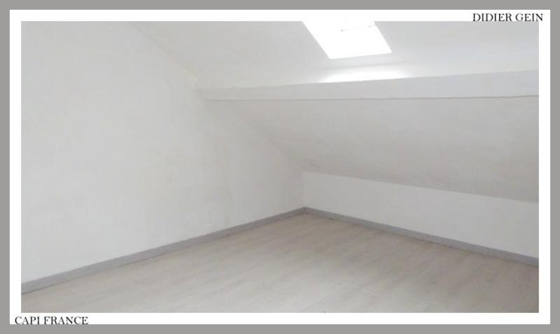 Maison - 92 m² - 5 pièces