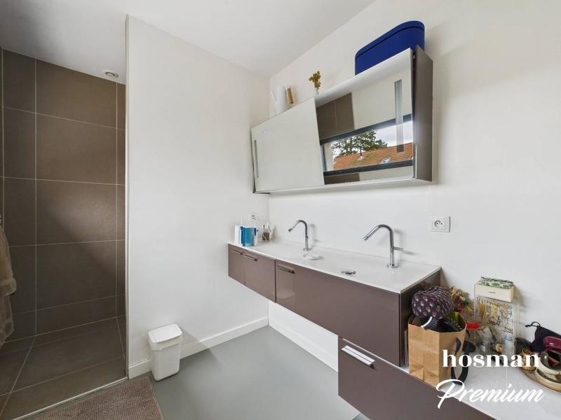 Maison - 165 m² - 6 pièces