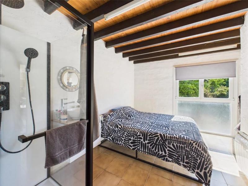 Propriété - 288 m² - 12 pièces