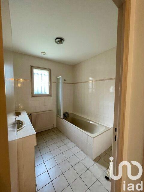 Maison - 177 m² - 6 pièces