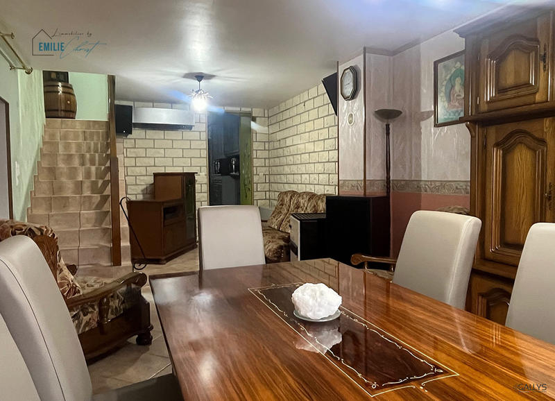 Maison - 176 m² - 6 pièces