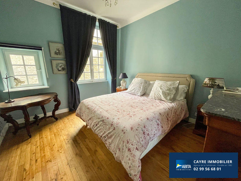 Appartement - 100 m² - 4 pièces