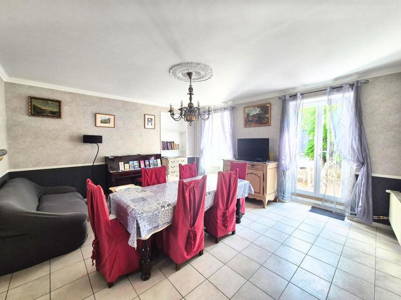 Maison de bourg - 114 m² - 5 pièces