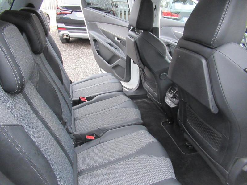 Peugeot 5008 Allure 130 Ch Tva Recuperable 1ere Main France