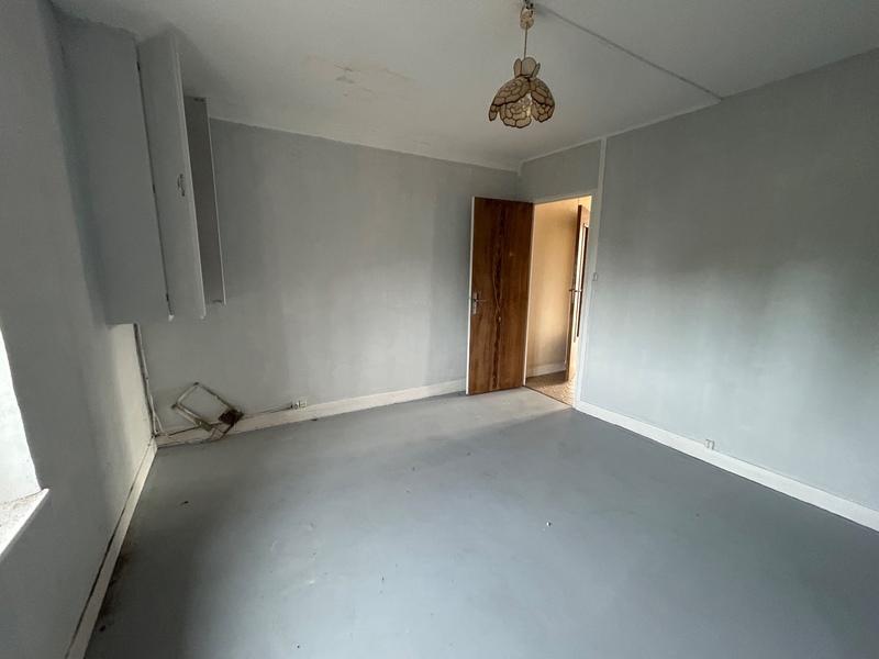 Maison - 111 m² - 6 pièces