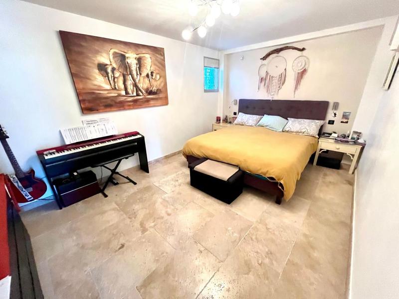 Villa - 100 m² - 3 pièces