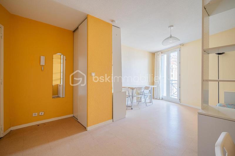 Studio - 26 m² - 1 pièce