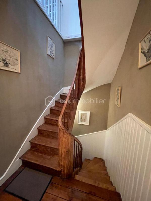 Maison de ville - 179 m² - 6 pièces