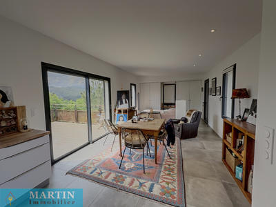 Villa - 120 m² - 5 pièces