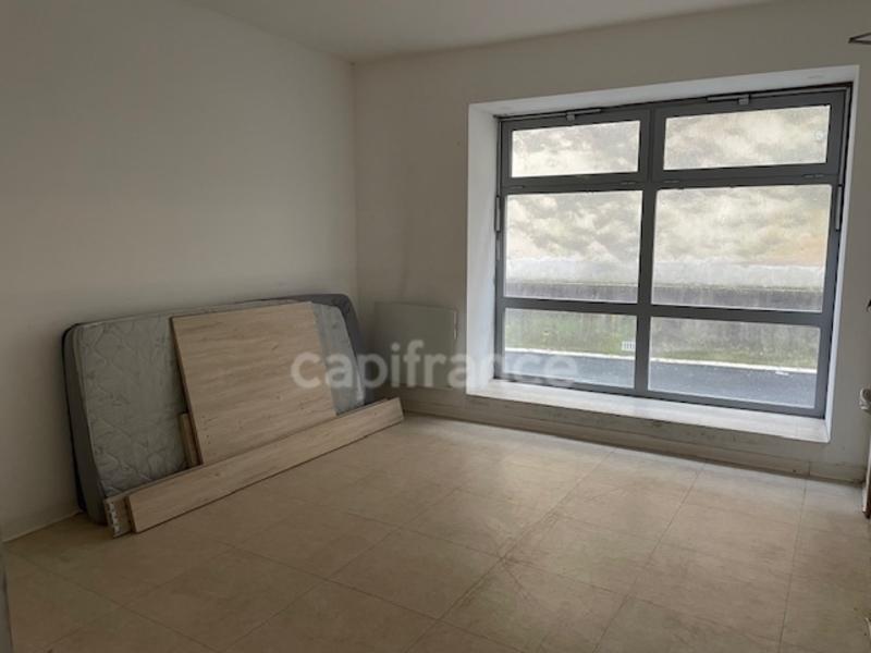 Immeuble - 82 m² - 8 pièces