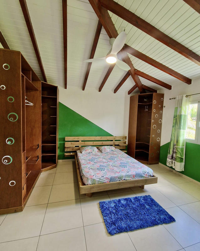 Appartement - 111 m² - 4 pièces