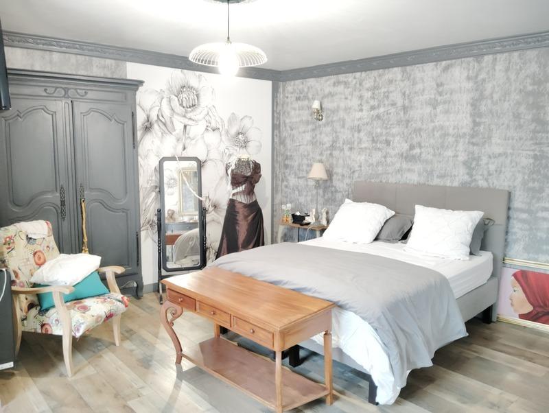 Maison - 233 m² - 7 pièces