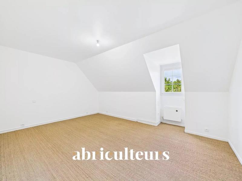 Maison - 145 m² - 5 pièces