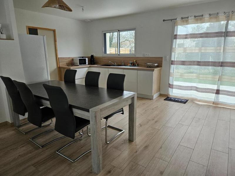 Maison - 95 m² - 4 pièces