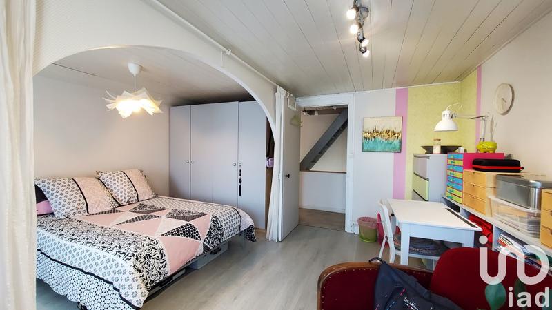 Maison - 179 m² - 9 pièces