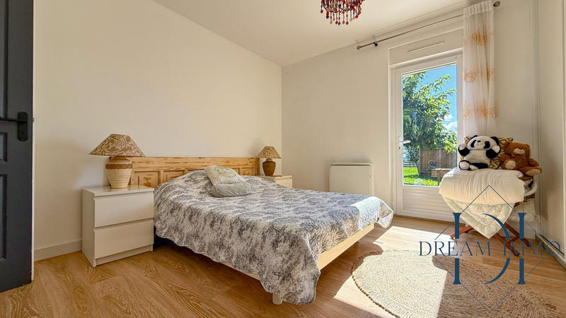 Maison - 271 m² - 9 pièces