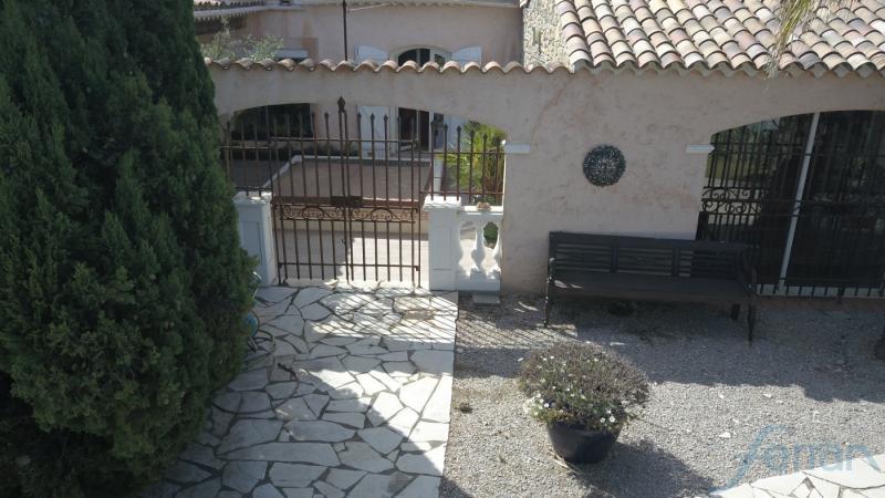 Villa - 280 m² - 6 pièces