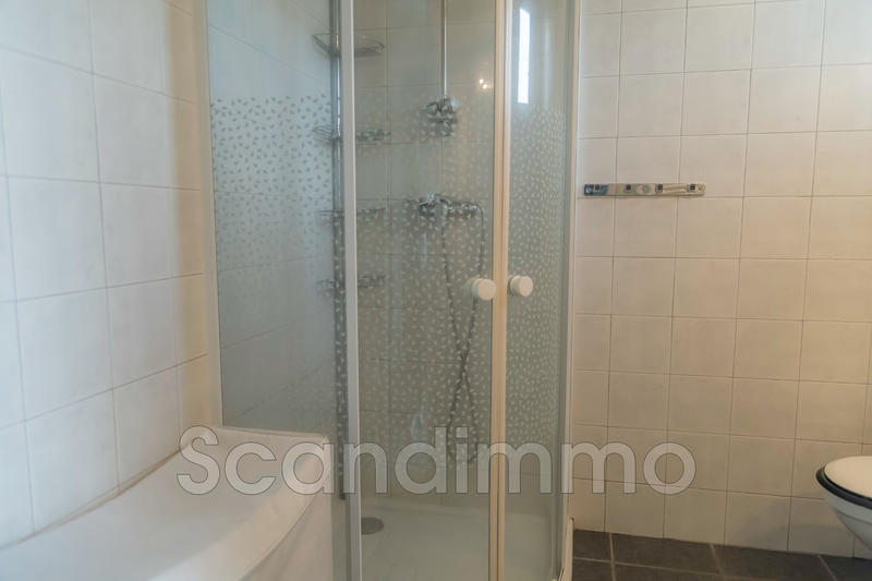 Maison - 141 m² - 8 pièces