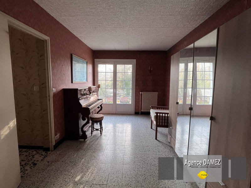 Maison - 200 m² - 8 pièces