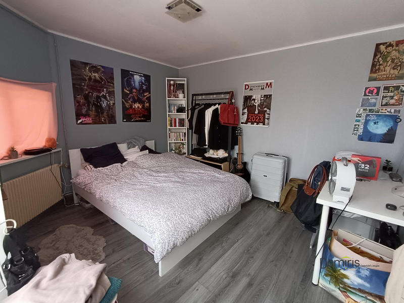 Maison - 182 m² - 7 pièces