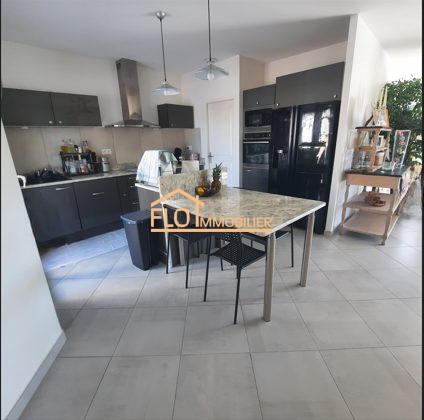 Maison - 128 m² - 4 pièces