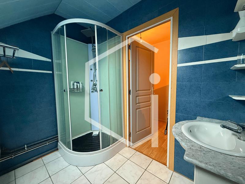 Maison - 176 m² - 6 pièces